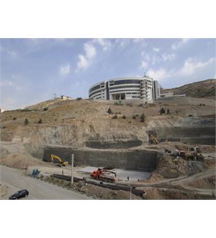 محوطه سازی و احداث ساختمان دانشکده علوم انسانی 3 دانشگاه آزاد اسلامی واحد علوم و تحقیقات